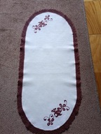 Śliczny lniany bieżnik z haftem i koronką - 87cm x 40 cm - bdb !!