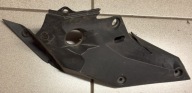Prawa osłona, wypełnienie zbiornika, plastik KTM DUKE 125 390 17-23