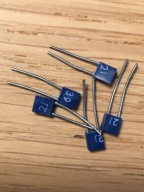 Kondensator ferroelektryczny 39 pF, J