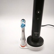 Oral-B iO podstawka na ładowarkę i 2 końcówki kolorowe pierścienie (R)