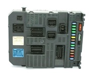 CITROEN C4 I C8 2.0 HDI SKRZYNKA BEZPIECZNIKÓW 9663798480