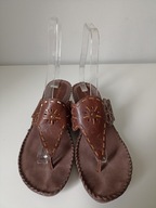 Śliczne markowe klapki HUSH PUPPIES UK 8 WUR 42