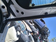 BMW x1 U11 SIŁOWNIKI TYLNEJ KLAPY komplet 2szt 9450475 9450466