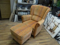 FOTEL STYLIZOWANY USZAK + PUF