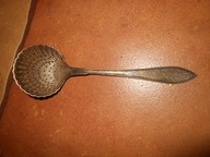 ŁADNA SREBRZONA ŁYŻKA SITKO DO CUKRU PUDRU