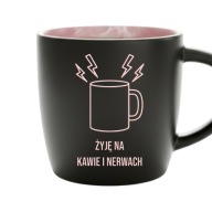 Kubek z Napisem Żyję Na Kawie i Nerwach Różowe Wnętrze Grawer