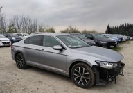 Volkswagen Passat 2021r, 1.5TSI. AUTOMAT. Uszkodzony lewy przod i tyl. Je