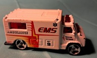 STARY Resorak, autko, HOT WHEELS AMBULANCE EMS z 1988 roku.