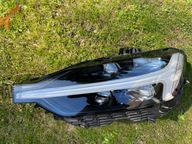 VOLVO xc60 II lampa przednia fullled