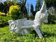 FIGURA BETONOWA OGRODOWA Osioł z Wagonikiem - DONICZKA