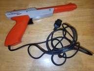 OFICJALNY PISTOLET KONTROLER NINTENDO NES ZAPPER - BDB STAN PEGAZUS PEGASUS