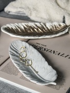 Taca dekoracyjna z betonu architektoniczego piórko - NOOA FEATHER TRAY