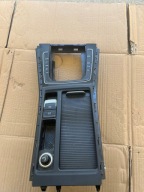 Volkswagen Golf VII ramka osłona lewarka biegów tunelu 5G1863245F EUROPA