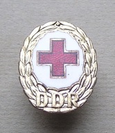NRD DDR złota odznaka czerwonego krzyża