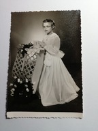 BYDGOSZCZ 1966-FOTO. WIOL- KOMUNIA ŚW - DZIEWCZYNKA W SUKNI