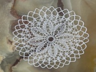 SERWETA 25CM ECRU SERWETKA RĘCZNIE WYKONANY NA DRUTACH HAND MADE RĘKODZIEŁO