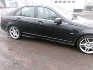 DRZWI KOMPLETNE MERCEDES C KLASA W204 SEDAN TYL PRAWE CZARNE LAKIER 197