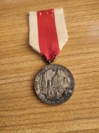 MEDAL PRL=SREBRNY -ZA ZASŁUGI DLA OBRONNOŚCI KRAJU=SREBRNY+GRTIS ETUI