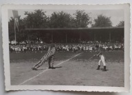 Toruń Wojskowy Stadion DOK VIII ul. Broniewskiego Sfastyka 1940r Foto. 576D