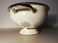 Stary emaliowany durszlak cedzak z czasów PRL-u ecru