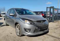 Mazda 2 122010r, 1.6 Benzyna. Lekko uszkodzony przod. Jezdzi. 1.6 90KM