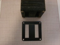 Rdzeń transformatora ze szczeliną