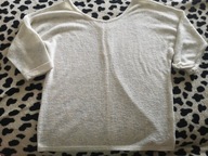 Kremowy sweterek Stradivarius XS