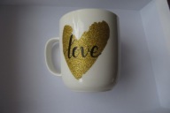 KUBEK LOVE ZŁOTY NAPIS