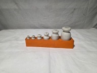 Stare odważniki porcelanowe z okresu Prl-u w etui - zestaw 1/2-20dkg