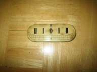 STARY, DUZY, OWALNY, KREMOWY WYCHYNIK DO ZEGARA