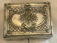 Posrebrzana kasetka z herbem Prus