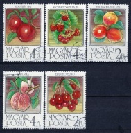 Węgry . Znaczki pocztowe ( Flora - owoce ) 1986 r.