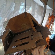 Fiat 126p Półka podstawa akumulatora skrzynka