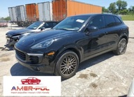 Porsche Cayenne 2018 PORSCHE CAYENNE 3.6 Benzyna 300KM