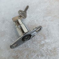 fiat 125p zamek bagażnika