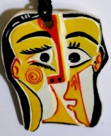 Oko w Oko- wisiorek w stylu kubistycznym, glina ręcznie malowana 8,5-7 cm