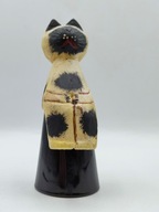 Kotek - rzeźba - siedzący na krawędzi - drewniana figurka - ładna