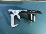 Zamek Rygiel Maski VW Tiguan 08- 1K0823480