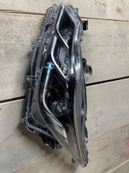 TOYOTA COROLLA E21 SEDAN LAMPA LEWY PRZÓD SOCZEWKA 81150-02T31