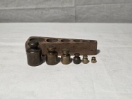 Stare odważniki mosiężne w drewnianym etui 1/2-20dkg