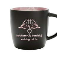 Kubek grawer Kocham Cię bardziej każdego dnia czarny mat różowy środek