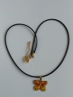 Naszyjnik rzemyk z zawieszką wisiorek motyl motylek choker boho