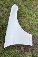 W207 799 BŁOTNIK PRAWY BIAŁA PERŁA MERCEDES