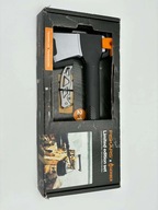 31. Siekierka Fiskars ciesielska S + nóż składany z zaczepem nr 1