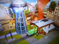 LOKOMOTYWOWNIA z WIEŻĄ ,KRANEM Oświetlona LED w H0