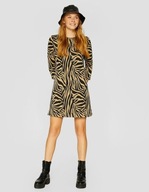 Sukienka z motywem zwierzęcym Stradivarius Rozm. S