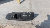PANEL SZYB LEWY PRZÓD TOYOTA AURIS I E15