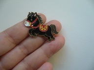 PIN PRZYPINKA BROSZKA KONIK KUCYK