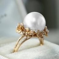 PIERŚCIONEK PIERŚCIEŃ KWIATY PERŁA KC POZŁACANY BIAŁY VINTAGE PERŁY PERŁAMI