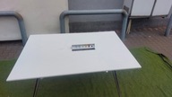 Stół konferencyjny w kolorze białym 140 x 90 z mediaportem